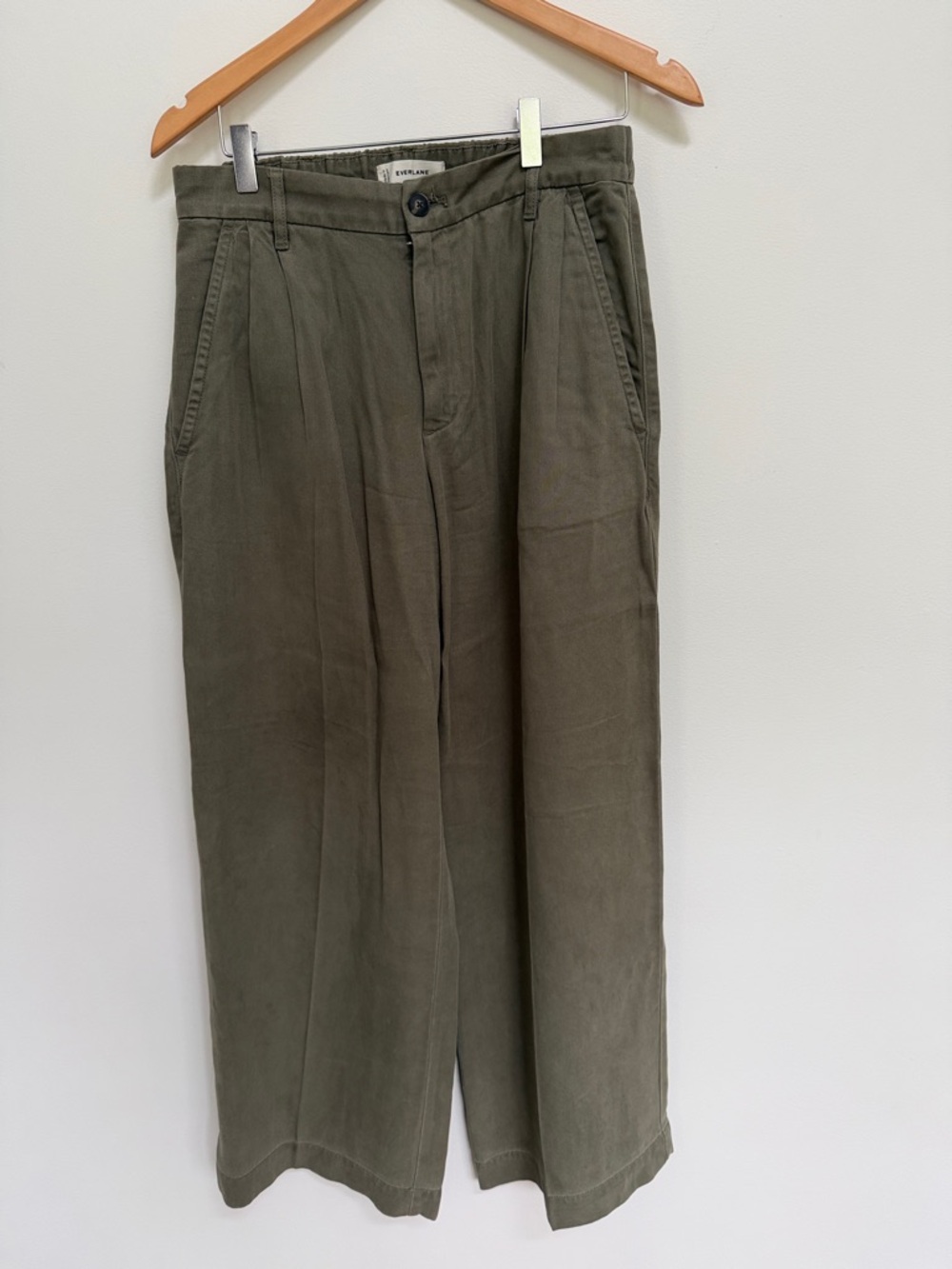 Everlane The Trouser in butter soft Kalamata
